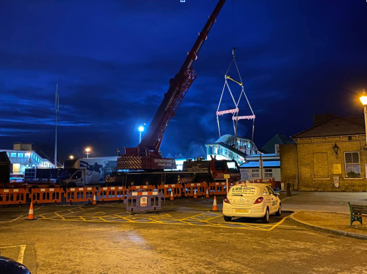 Alton Footbridge Being Removed